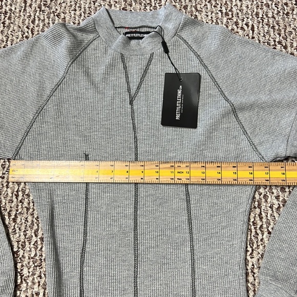 Prettylittlething‎ - Picture 11 of 12